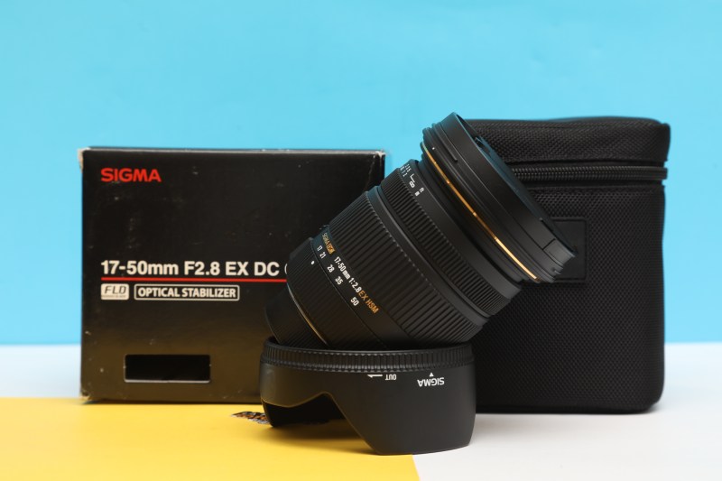 Lente Sigma 17-50mm f/2.8 EX DC OS HSM para Nikon F