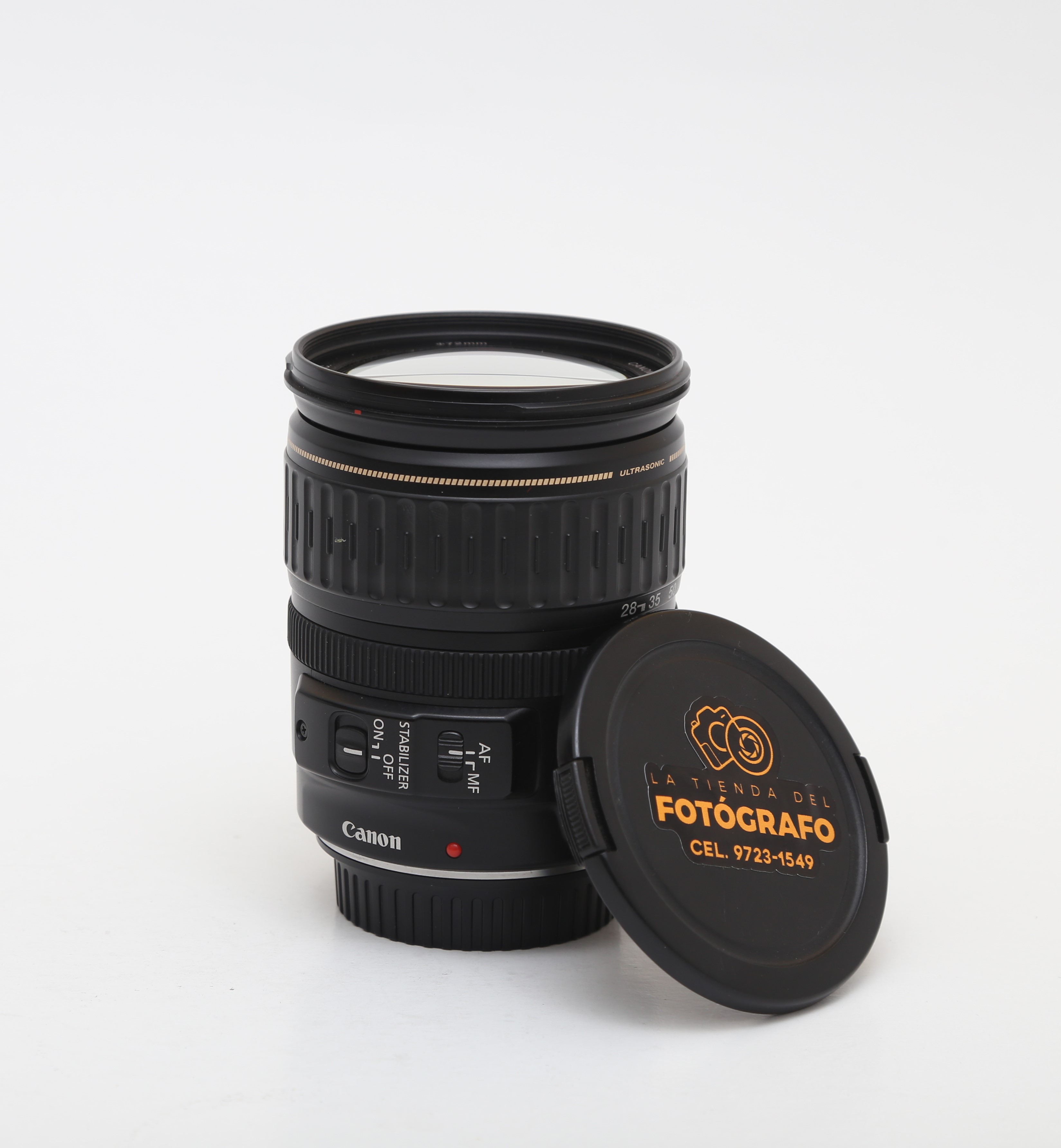 Lente EF 28-135mm f/3.5-5.6 IS USM de Canon - Imagen 2