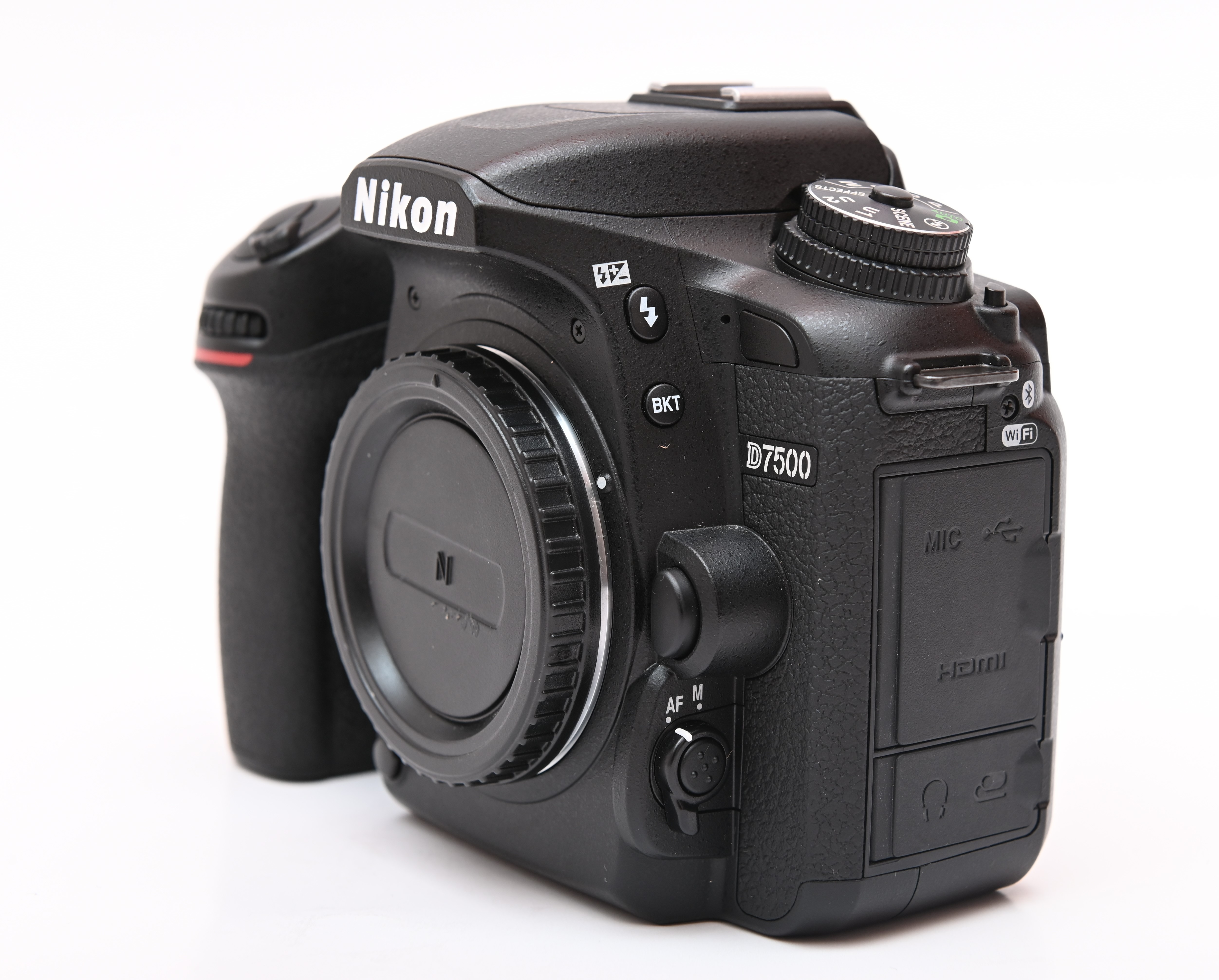 Nikon D7500 - Cámara digital DX-Format 4K Ultra HD DSLR de 20.9MP (solo cuerpo) - Imagen 4