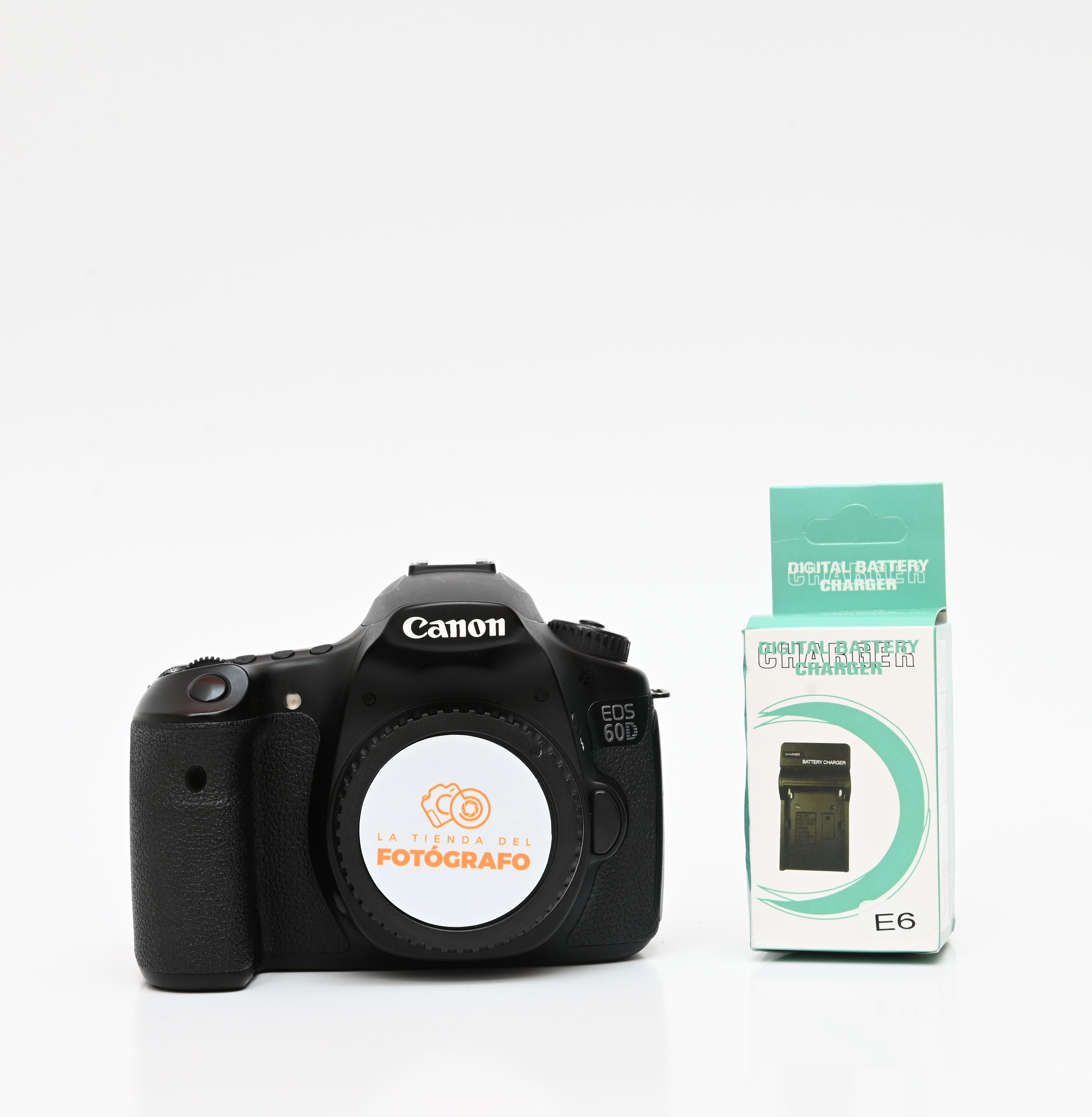 Cámara DSLR Canon EOS 60D con lente de 18-55mm - Imagen 3