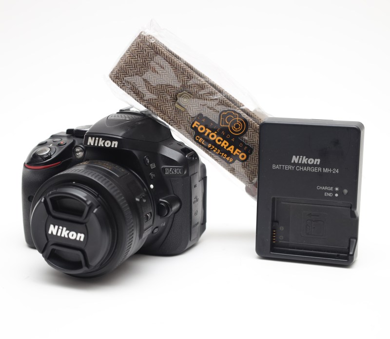 Cámara DSLR Nikon D5300 con lentes de 35mm F1.8