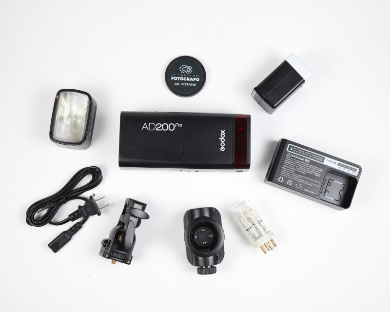 Flash Godox AD200 Pro