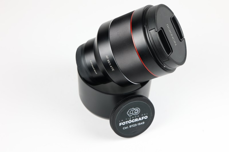 Lente Sony Montura E Rokinon 85mm F1.4 AF Full Frame